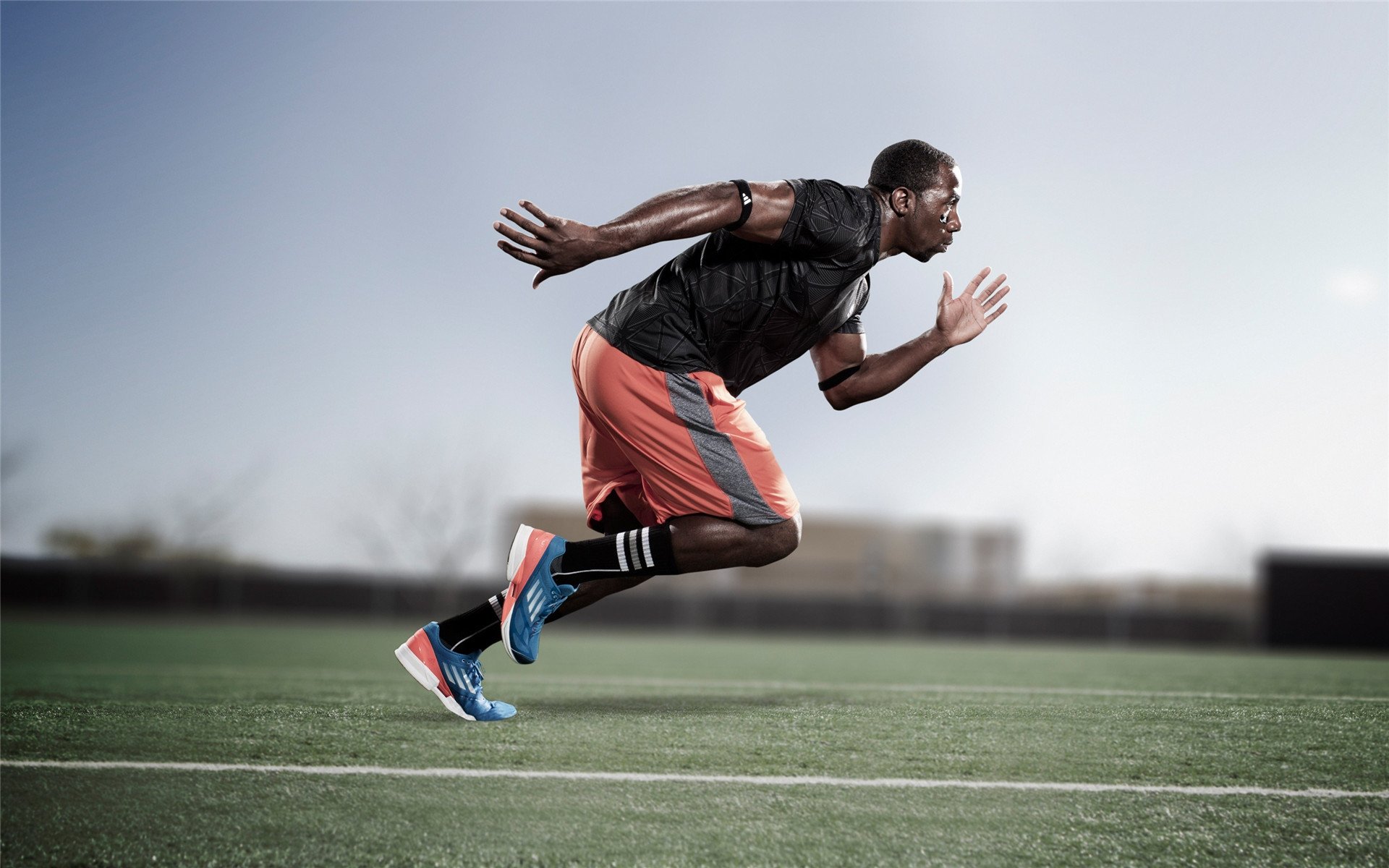 凯恩赛后谦逊发言登热搜，国际米兰绝杀利雅得新月引发热议